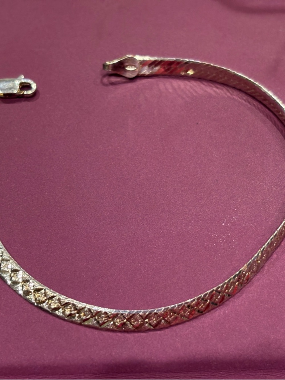 Sleek 925 Silver Mesh Bracelet — Women's Fashion Bracelet in Silver